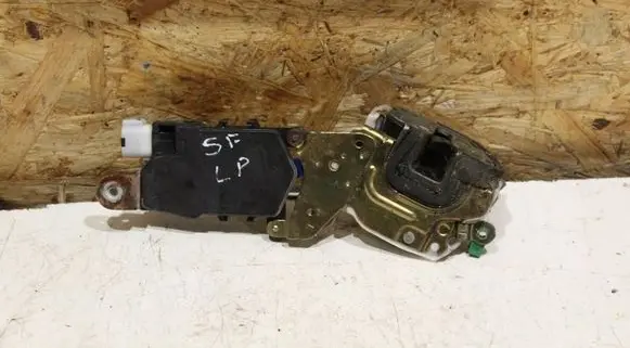 Subaru Forester SF Loading door lock 