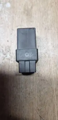 Volvo S40, V40 Other relay MB954185 MR954185 PA6GF30