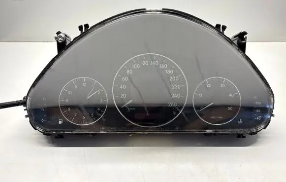 Mercedes-Benz E W211 Speedometer (instrument cluster) A2115405611