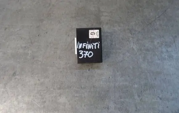 Infiniti FX Central body control module 40720 1CD0A