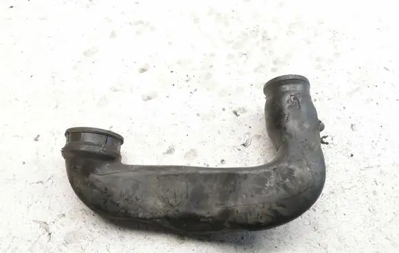 Opel Zafira B Intercooler hose/pipe 8980055583