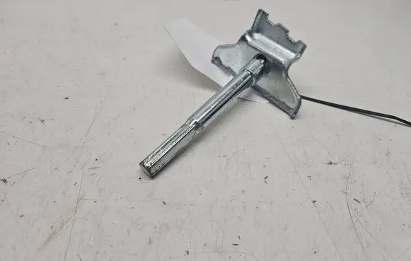 Audi Q7 4L Battery bracket 7L0915138C
