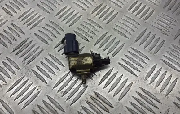 Nissan Almera N16 Vacuum valve BRAK