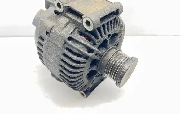 Mercedes-Benz Vito Viano W639 Generator/alternator A6461541102