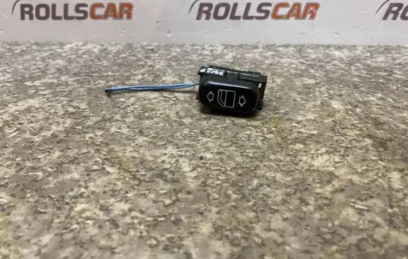 Mercedes-Benz S W220 Electric window control switch 2208201210 03100504