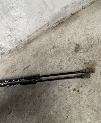 Toyota Corolla E120 E130 Tailgate/trunk strut/damper