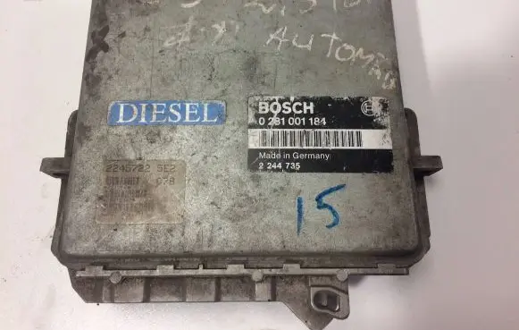 BMW 5 E34 Engine control unit/module 2244735 2245722 0281001184