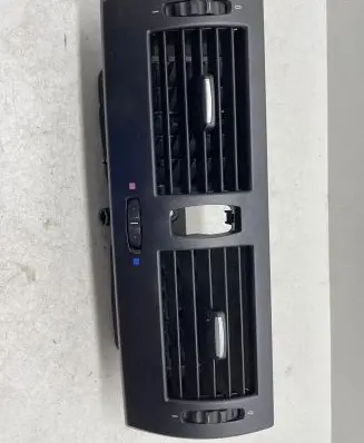 BMW X3 E83 Dash center air vent grill 3415965