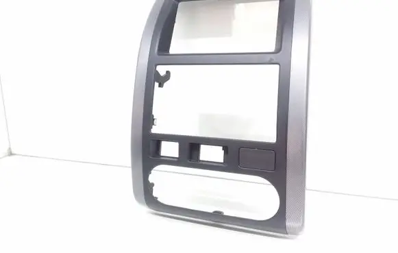 Radio/GPS head unit trim