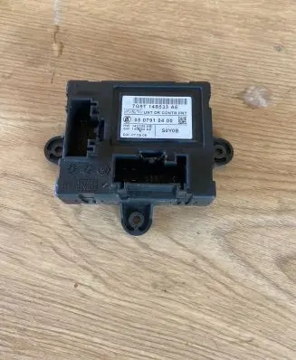 Ford Mondeo MK IV Door control unit/module 7G9T14B533AE 0507910400