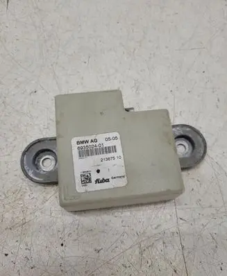 BMW 5 E39 Alarm control unit/module 693502401