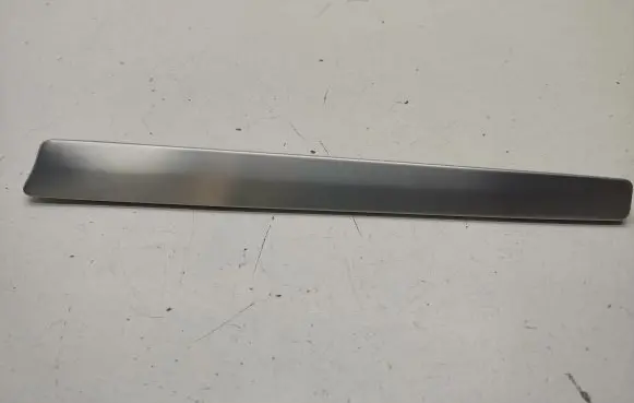 Mercedes-Benz R W251 Dashboard glove box trim A2516800971