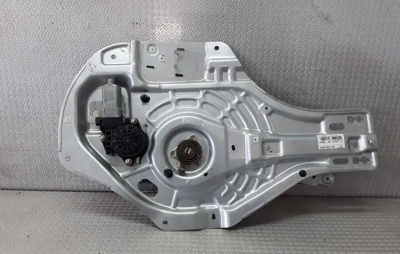 Hyundai Tucson LM Front door window regulator with motor 824802E010