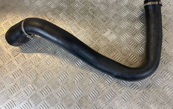 Opel Insignia A Intercooler hose/pipe 13419442 1302288