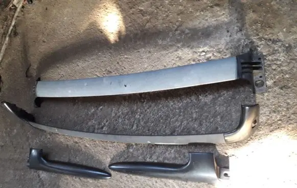 Ford Taurus Roof transverse bars on the 
