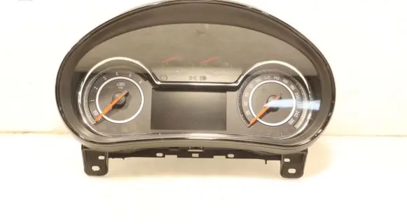 Opel Insignia A Clock 