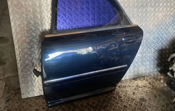 Audi A8 S8 D3 4E Rear door