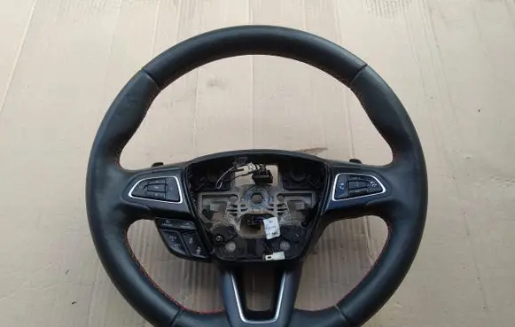 Ford Kuga II Steering wheel