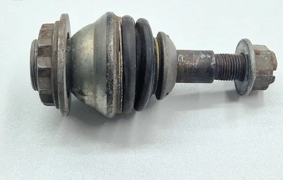 BMW 7 G11 G12 Driveshaft outer CV joint 6852536 31126852536