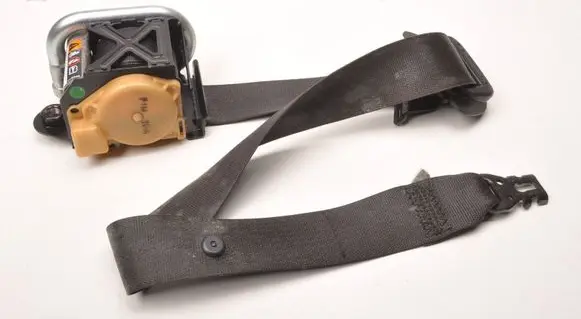 Opel Mokka Front seatbelt 95403054
