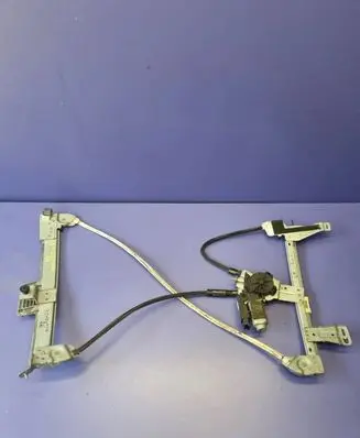 Peugeot 207 Front door window regulator with motor 440904A 402275A