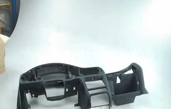 Ford Escort Dashboard 1044010