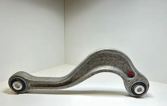 Porsche Panamera (970) Rear control arm 97033104700