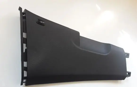 (B) pillar trim (bottom)