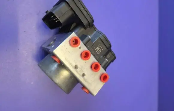 Suzuki Ignis ABS Pump 11604040681 5611062RD
