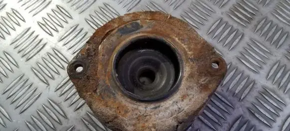 Volkswagen PASSAT B3 Coil spring mount 