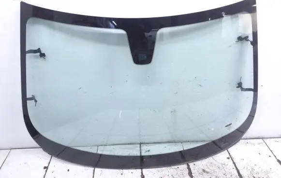 Jaguar XF X250 Front windscreen/windshield window AS1 8X2317D547BC