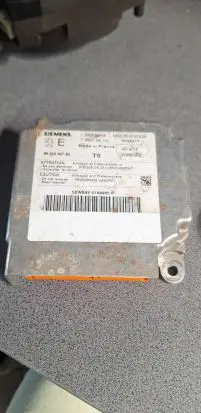 Peugeot 307 Airbag deployment crash/impact sensor 9645840780 5WK42908