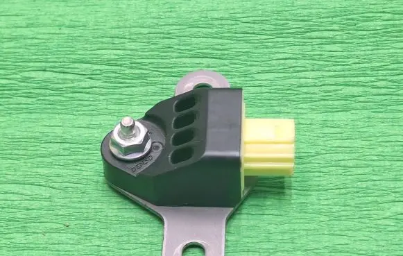 Subaru Forester SH Airbag deployment crash/impact sensor 98237FG000 771A0B7Y9