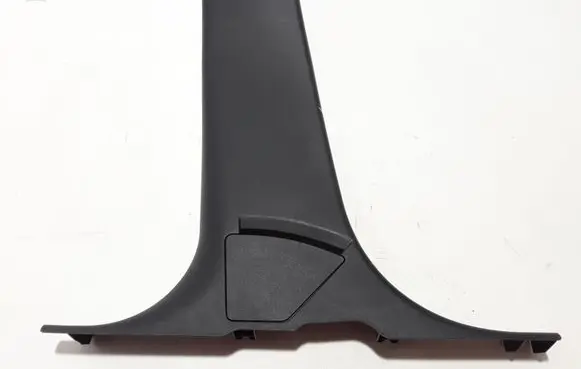 Land Rover Evoque I (B) pillar trim (bottom) BJ32243A53AF