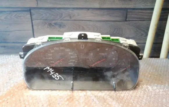 Subaru Legacy Speedometer (instrument cluster)