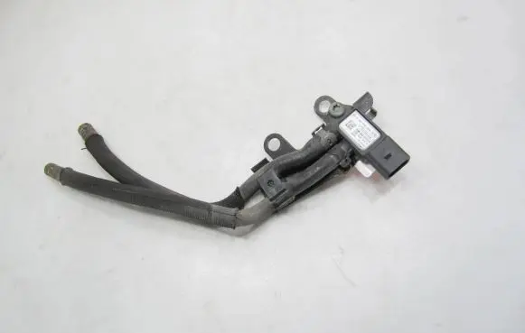 Audi A6 S6 C6 4F Exhaust gas pressure sensor 059906051A 140728T2329E 0281006006