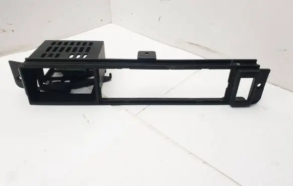 BMW 7 E32 Radio/GPS head unit trim 65811374212 1374212 16930