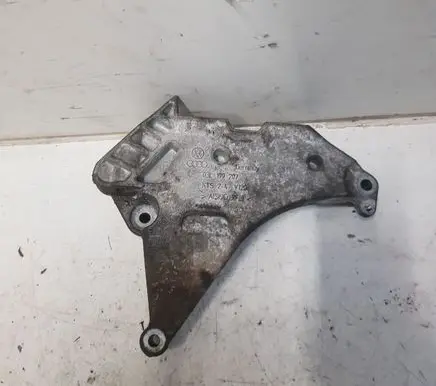 Volkswagen PASSAT B6 Engine mounting bracket 03L199207