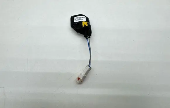 Peugeot 208 II Front door wing mirror part 21982541B01
