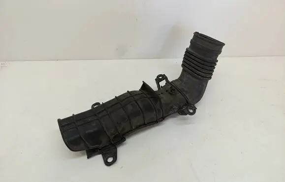 Honda HR-V Air intake duct part 50T