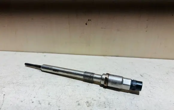 Skoda Octavia Mk4 Glow plug 03L905061G