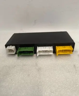 BMW 5 E34 Comfort/convenience module 61358360104 8360104