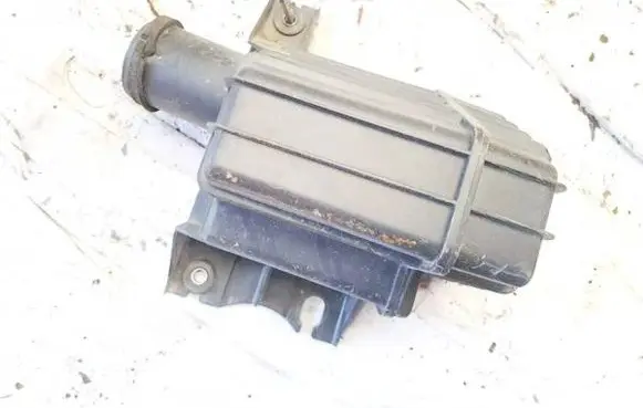 Intake resonator