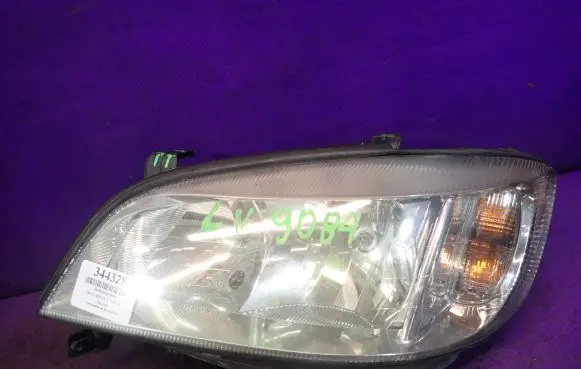 Opel Zafira A Headlight/headlamp 89100054