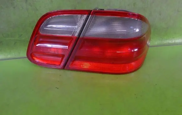Mercedes-Benz CLK AMG A208 C208 Rear/tail lights