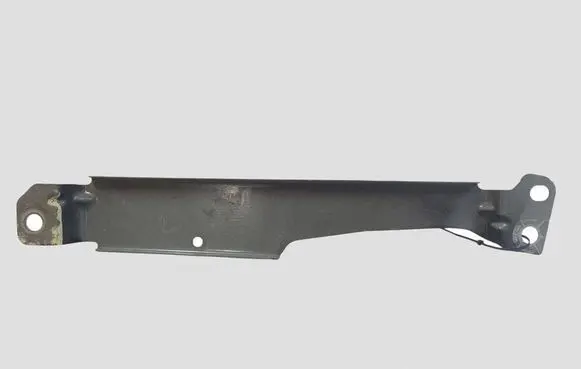 Volvo V60 Fender mounting bracket 31468234