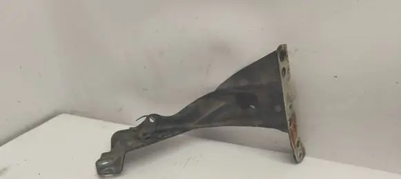 Audi A4 S4 B6 8E 8H Fender mounting bracket 8E0821135A