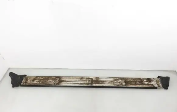 Nissan Navara D22 Sill/side skirt trim 