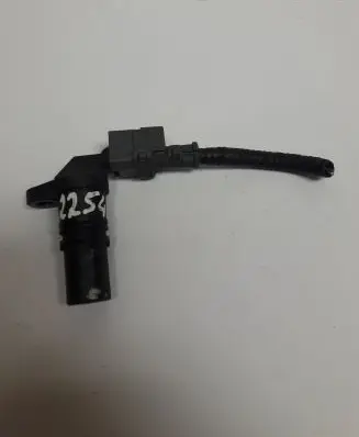 Renault Kadjar Crankshaft position sensor 8200885209A