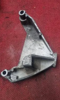 Renault Laguna II Gearbox mounting bracket 8200013682 30780313